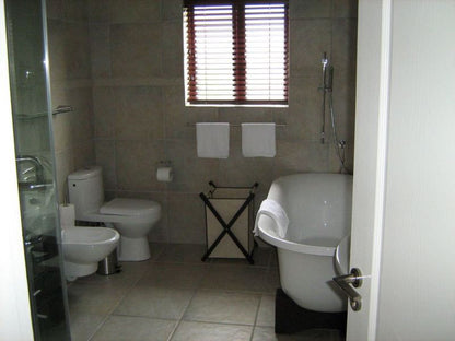House Ivan Pezula Golf Estate Knysna Western Cape South Africa Unsaturated, Bathroom