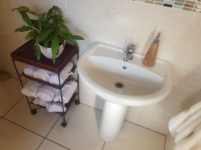 J Bay Family Home Noorsekloof Jeffreys Bay Eastern Cape South Africa Bathroom