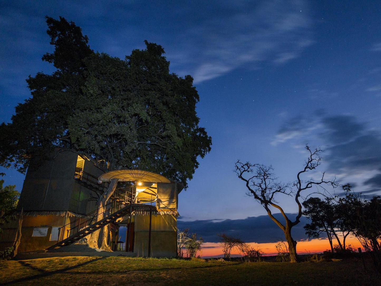 Jackalberry Tented Camp, Framing