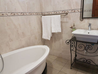 Janana Guesthouse And Conference Venue Vandia Grove Johannesburg Gauteng South Africa Unsaturated, Bathroom