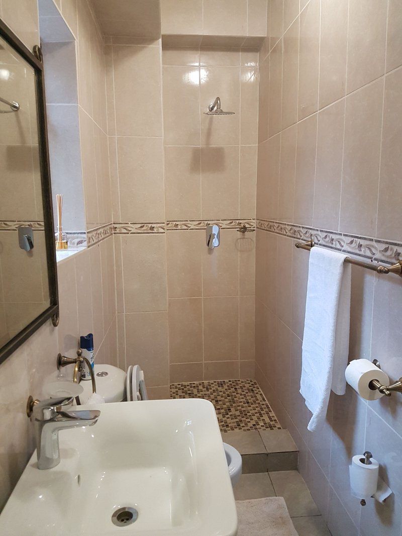Janana Guesthouse And Conference Venue Vandia Grove Johannesburg Gauteng South Africa Bathroom