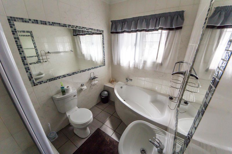 Janmar Guest House Langenhoven Park Bloemfontein Free State South Africa Unsaturated, Bathroom