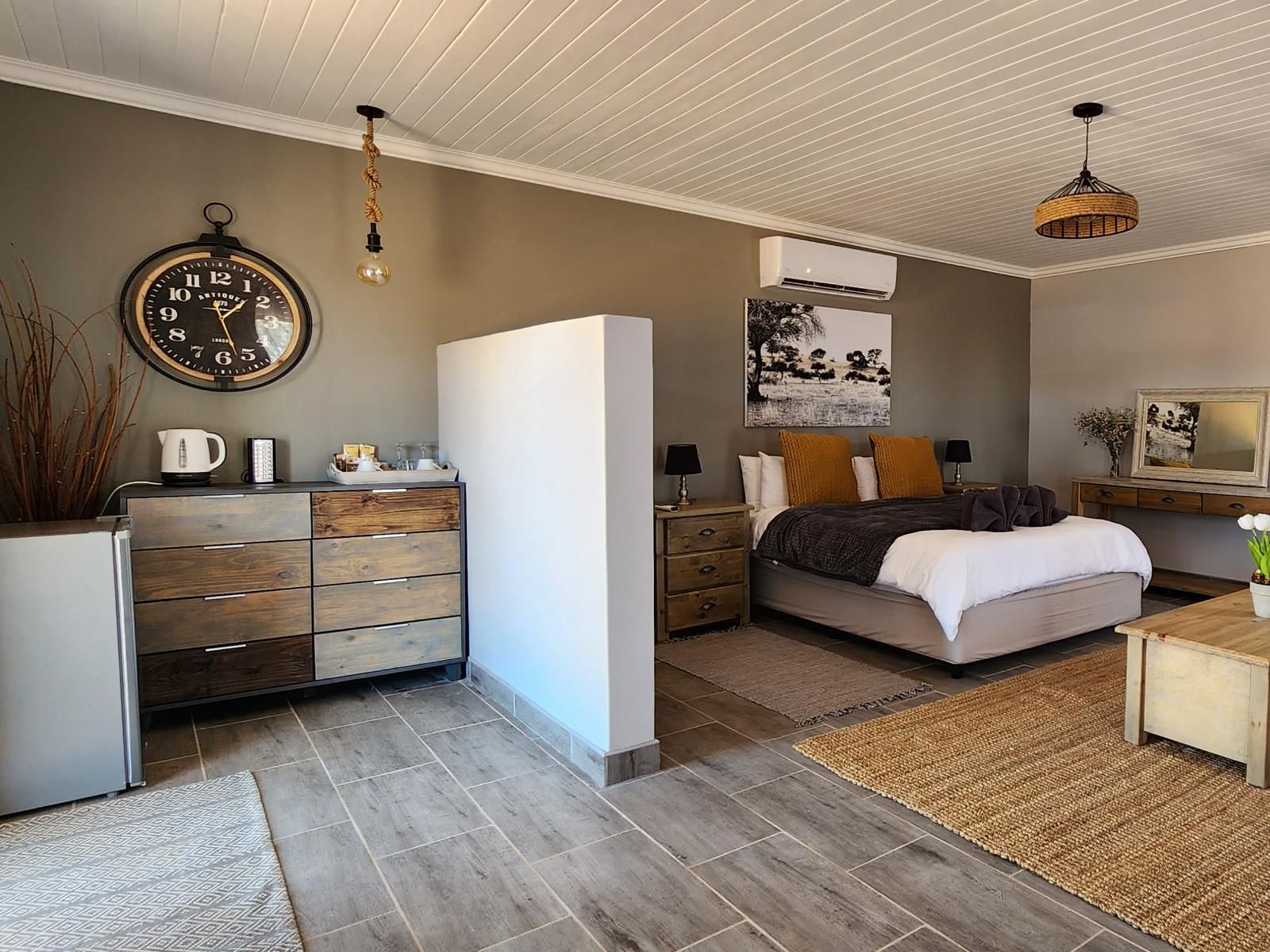 Jansen Kalahari Guest Farm, Marula Tree, Bedroom