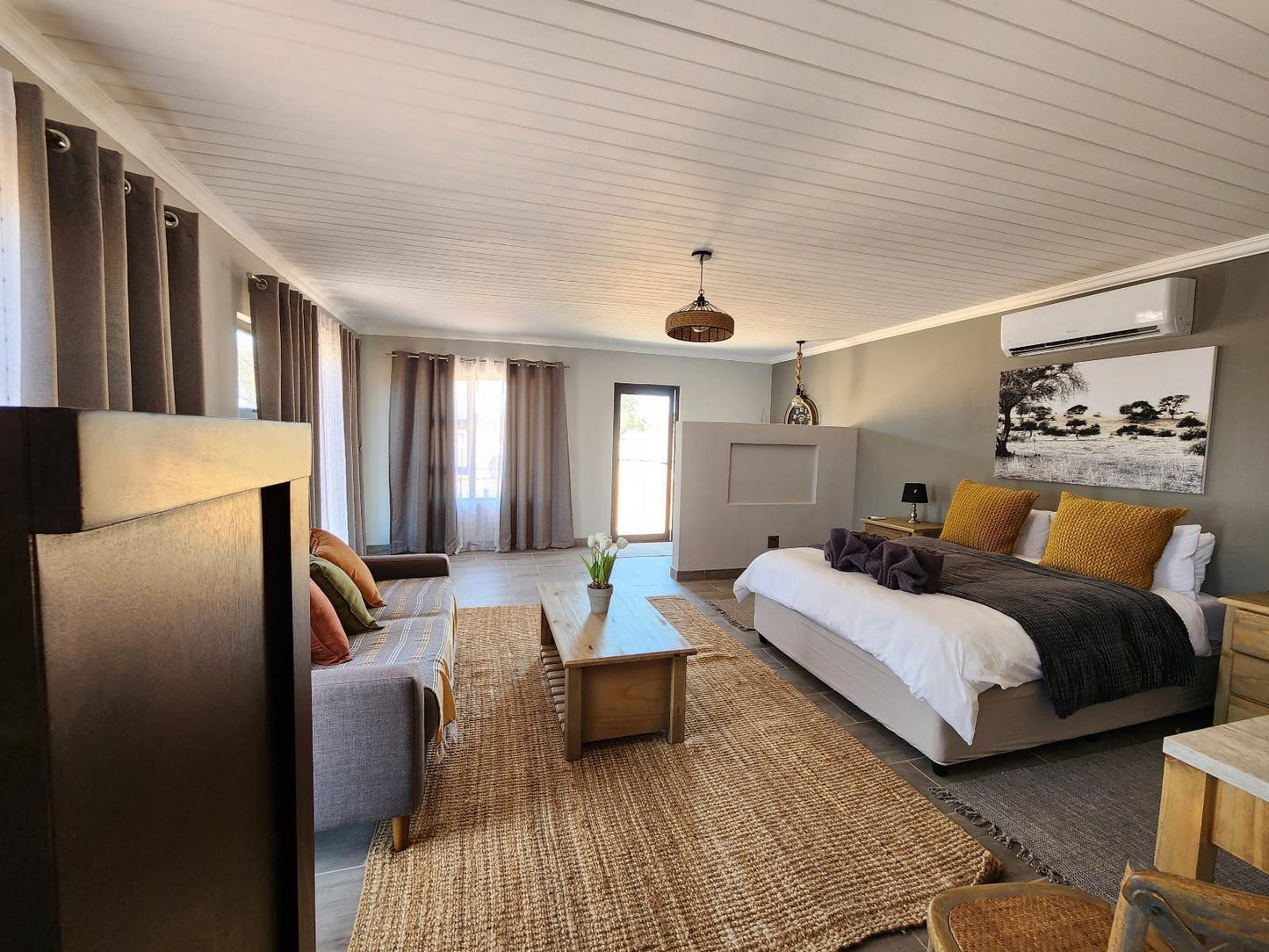 Jansen Kalahari Guest Farm, Mopane Tree, Bedroom