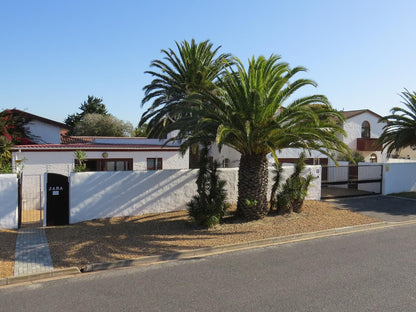 Jara Guest Lodge Blouberg Cape Town Western Cape South Africa House, Building, Architecture, Palm Tree, Plant, Nature, Wood