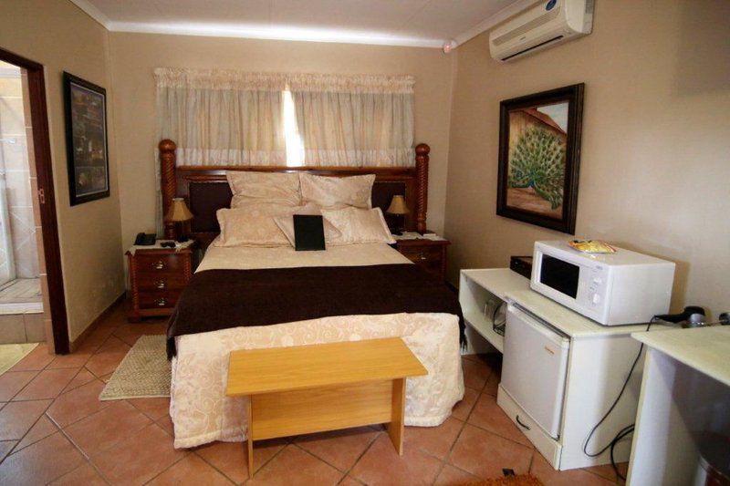 Jeannelies Guesthouse Brits North West Province South Africa 