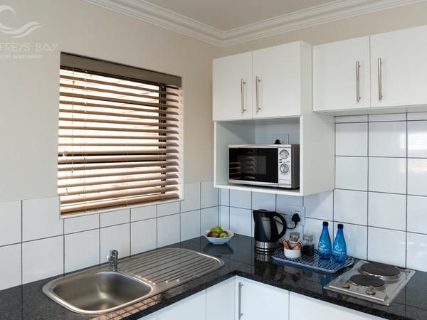 Jeffreys Bay Luxury Apartments Wavescrest Jeffreys Bay Jeffreys Bay Eastern Cape South Africa Kitchen