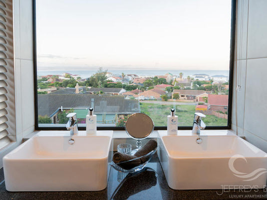 Luxury Apartment 8 @ Jeffreys Bay Luxury Apartments