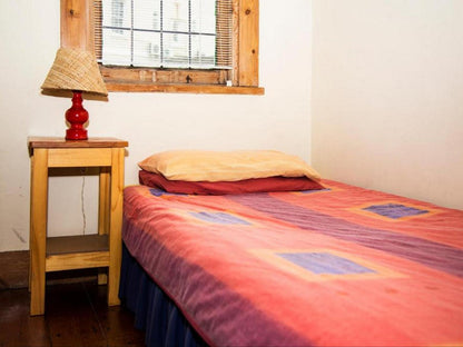 Single Room with Shared Bathroom @ Jikeleza Backpackers