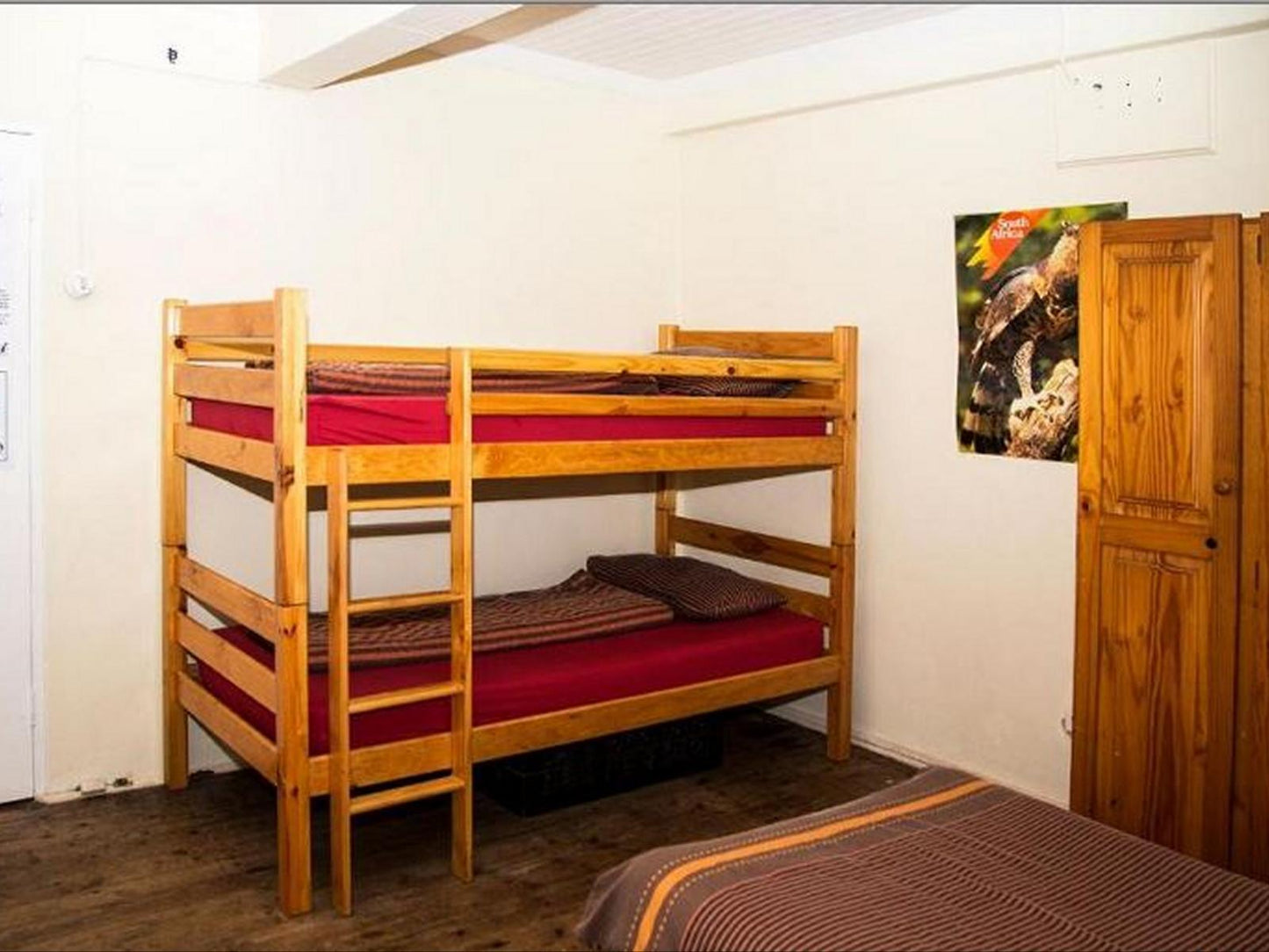 Triple Room with Shared Bathroom @ Jikeleza Backpackers