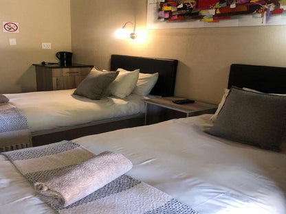 Jock Of The Bushveld Chalets, Self-catering Chalet No 6, Bedroom