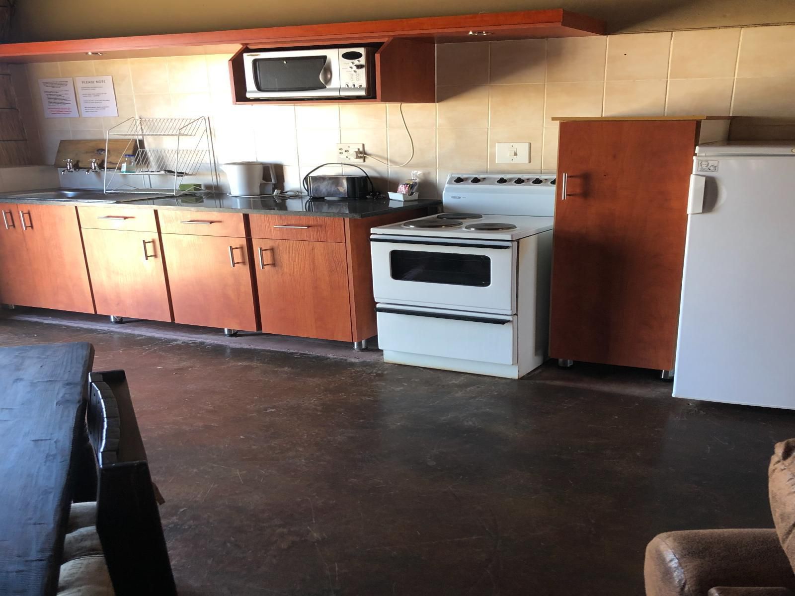 Jock Of The Bushveld Chalets, Self-catering Chalet No 9, Kitchen