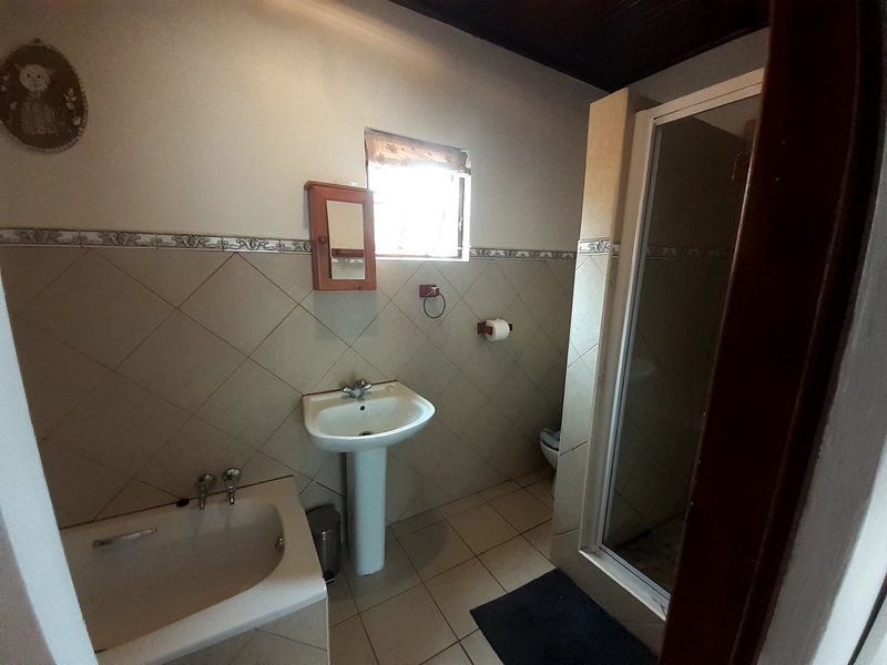 Joe And Maria Hideout Garrick House Pennington Kwazulu Natal South Africa Bathroom