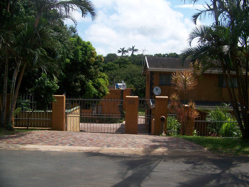 Joe And Maria Hideout Garrick House Pennington Kwazulu Natal South Africa House, Building, Architecture, Palm Tree, Plant, Nature, Wood