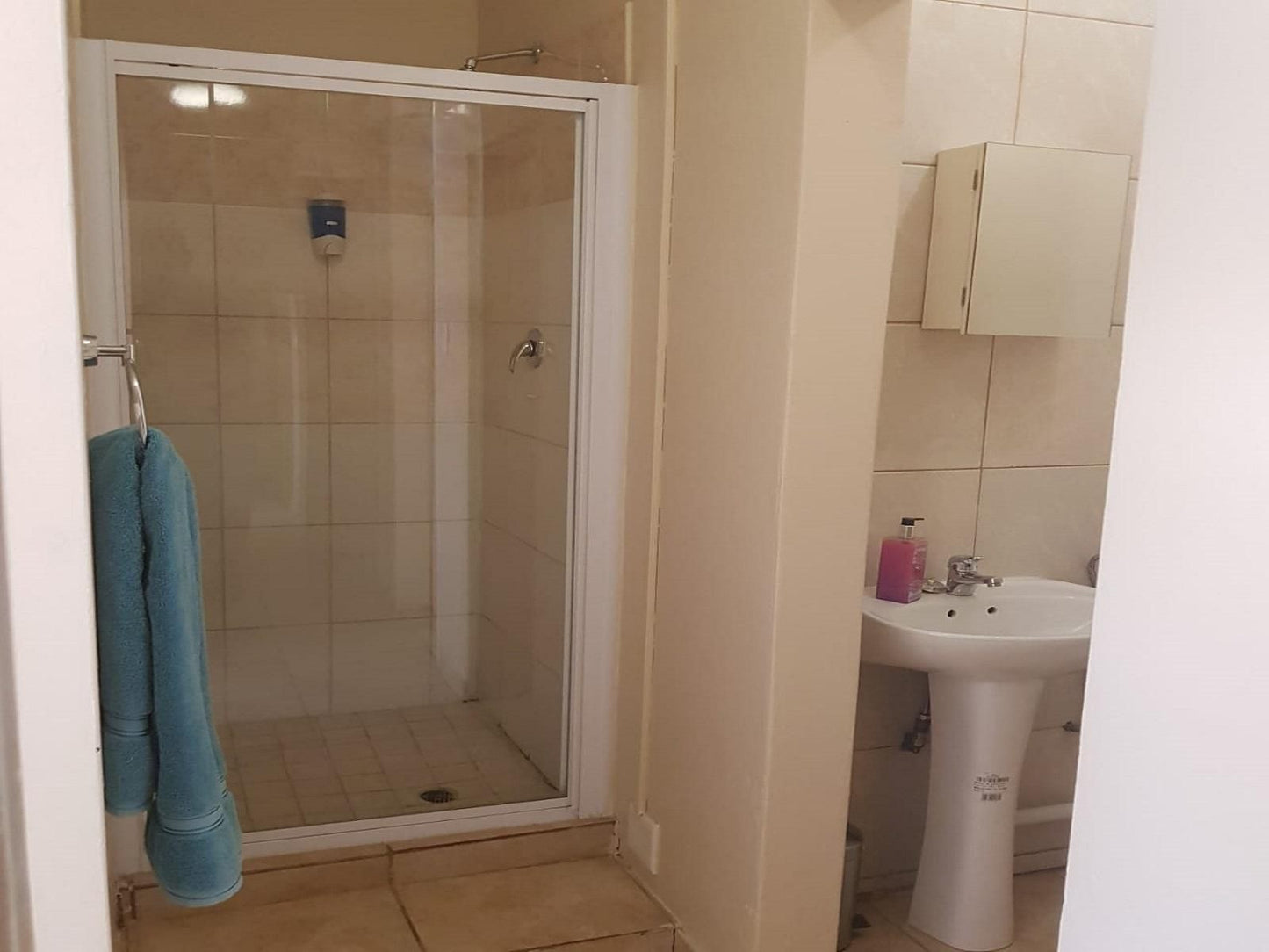 Jolani Guest House Riebeeckstad Welkom Free State South Africa Bathroom