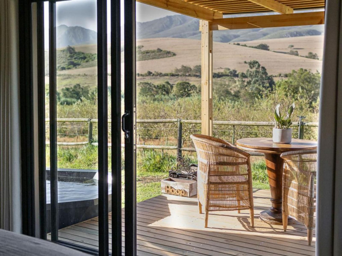 Joubertsdal Country Estate, Almond Cottage I, Framing