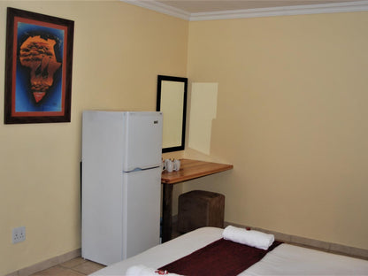 Room 3 - Executive Family Suite @ Journey's Inn Africa
