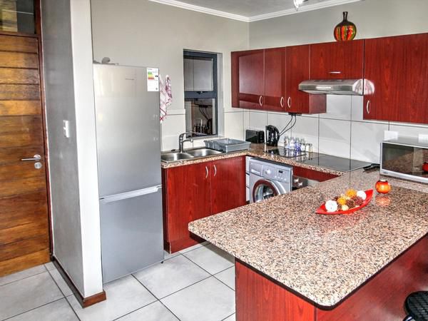 Jozistay Jackal Creek Apartments Honeydew Johannesburg Gauteng South Africa Kitchen