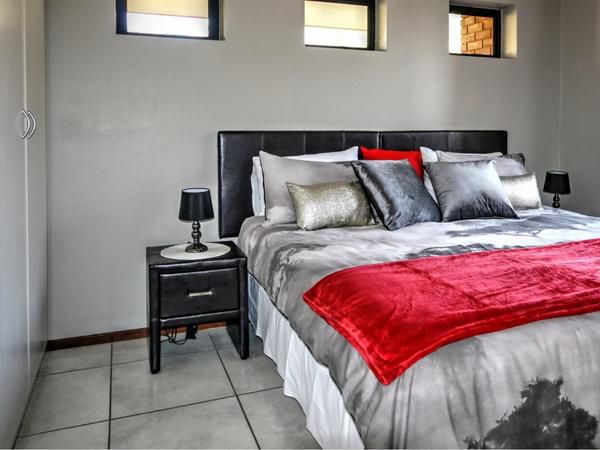 Jozistay Jackal Creek Apartments Honeydew Johannesburg Gauteng South Africa Selective Color, Bedroom