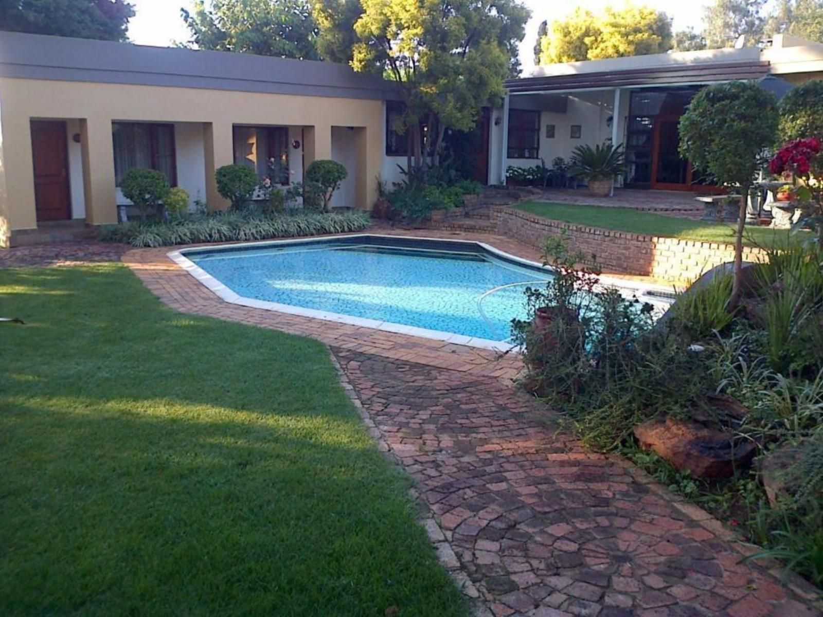 Jubilee Lodge Northcliff Johannesburg Gauteng South Africa House, Building, Architecture, Palm Tree, Plant, Nature, Wood, Garden, Swimming Pool