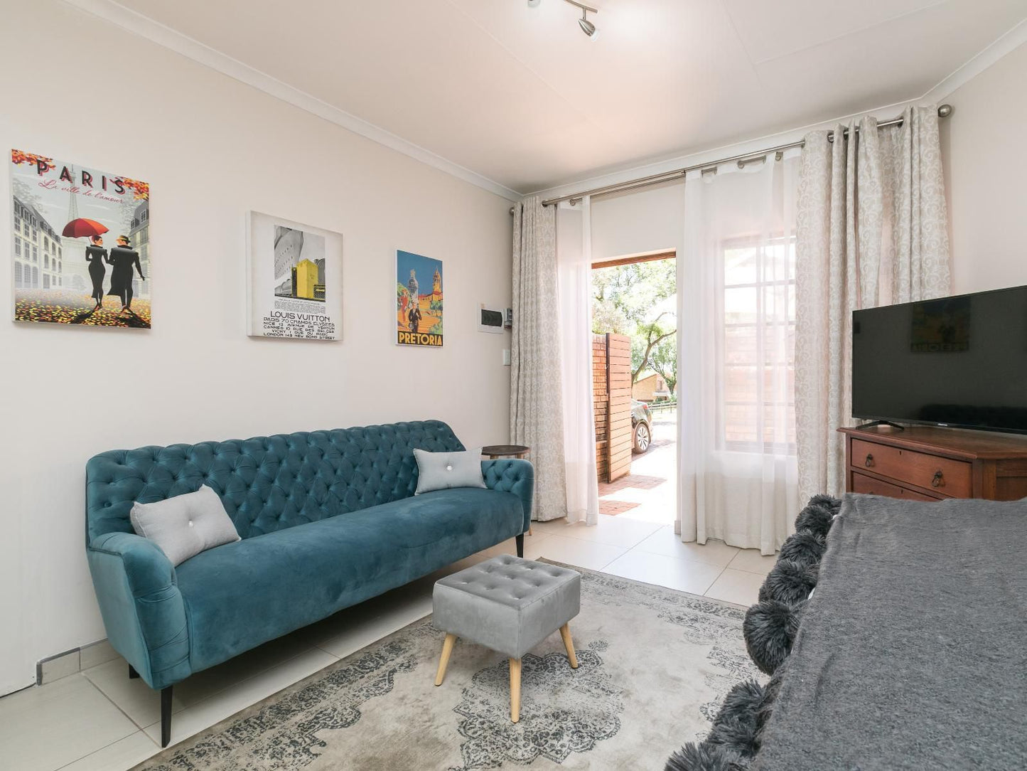 Just Home Apartment Moreleta Park Pretoria Tshwane Gauteng South Africa Living Room