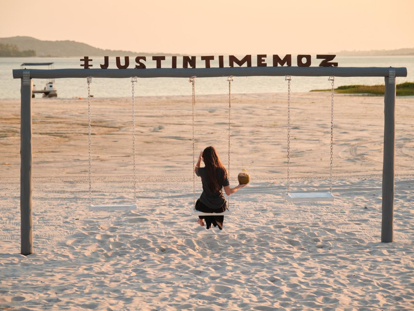 Just In Time Prime Mozambique Holiday Resort, Beach, Nature, Sand, Silhouette, Person