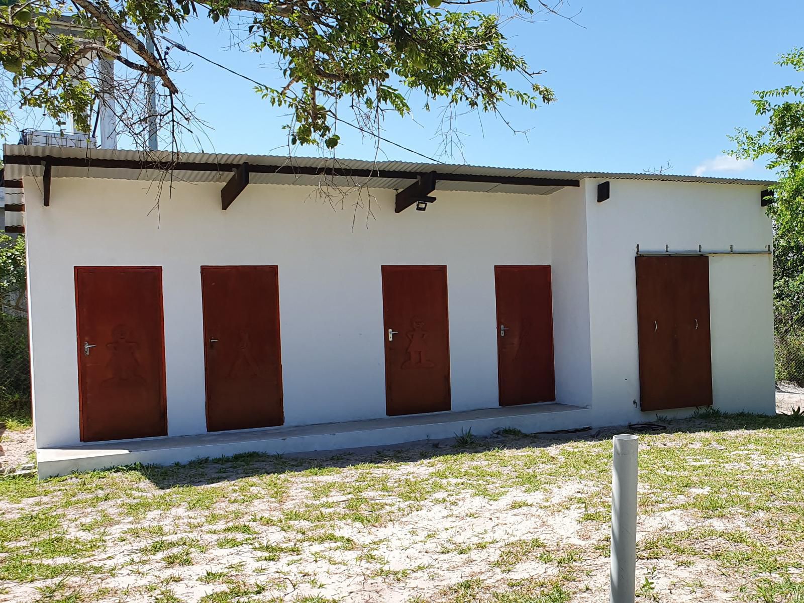 Just In Time Prime Mozambique Holiday Resort, Twin Rooms 1 or 2 or 3, Shipping Container