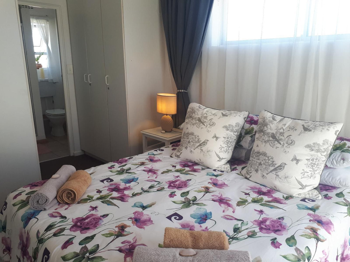 Just Property Helderberg, 402 Hibernian Towers 2 Sleeper Studio, Bedroom