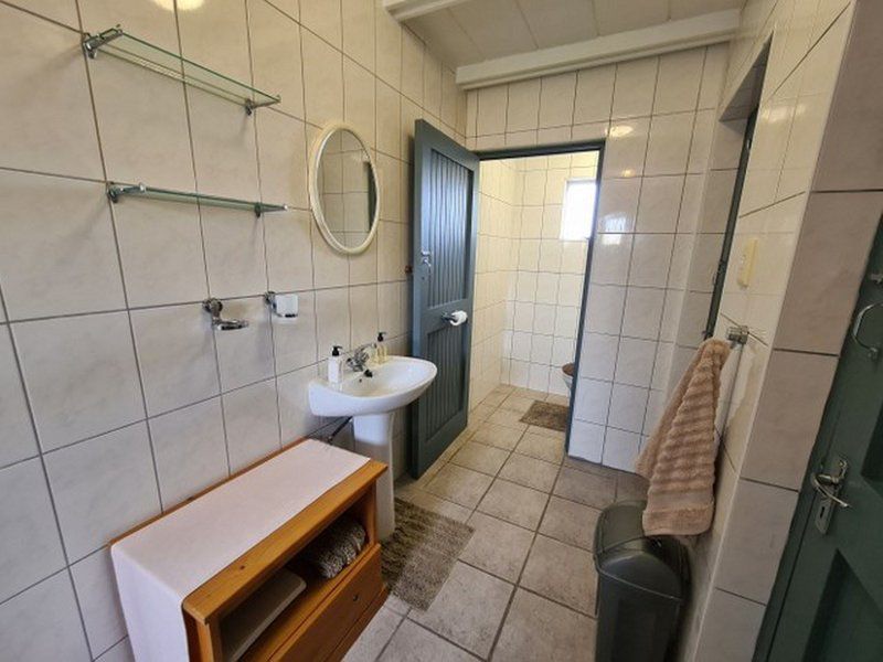 Kaaimans Holiday House Wilderness Western Cape South Africa Bathroom