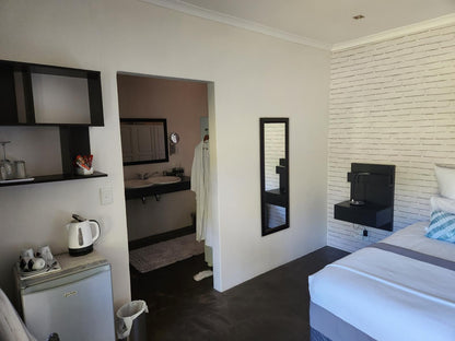 Luxury double room 3 @ Kaapsepracht Bed And Breakfast