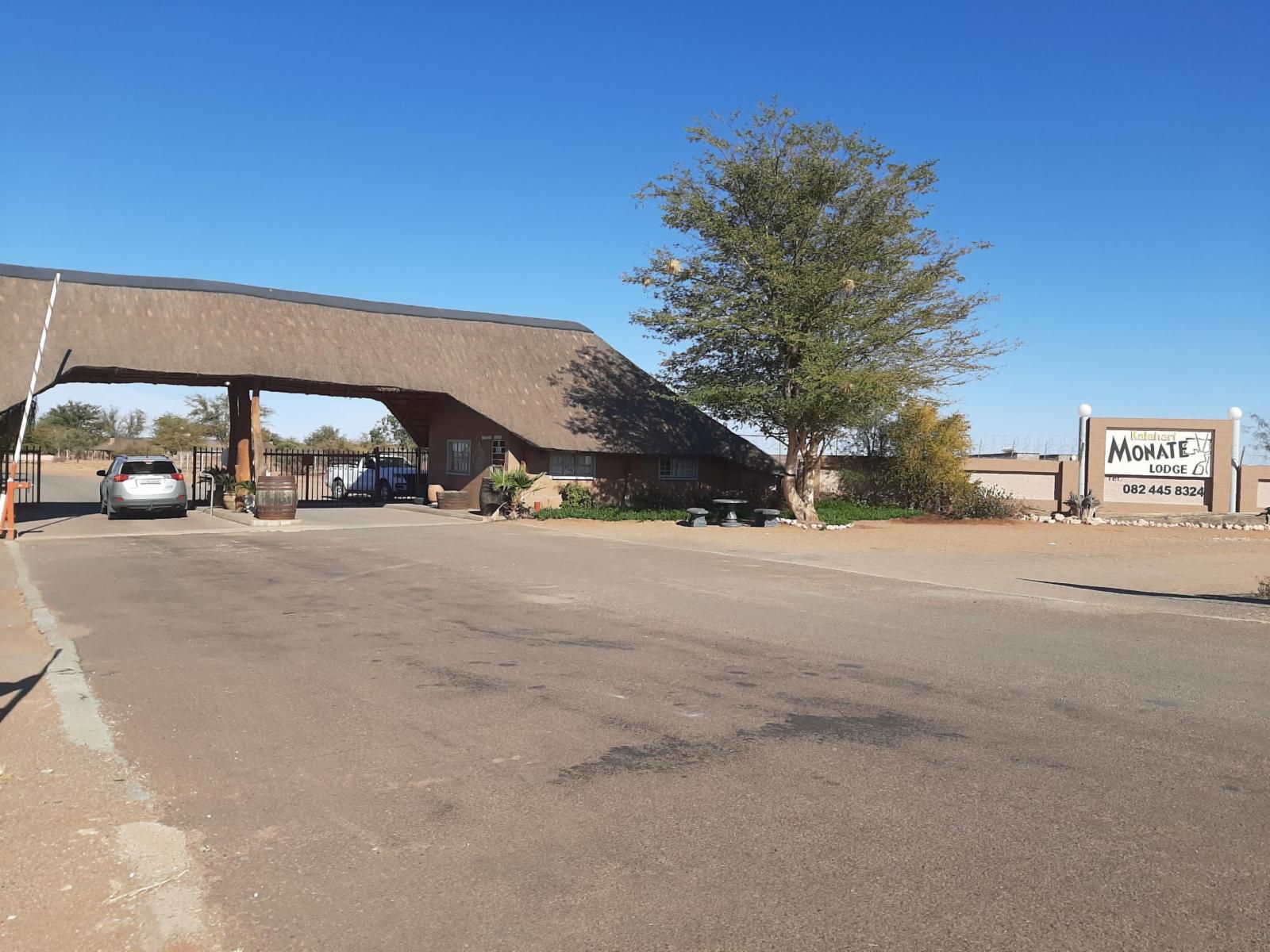 Kalahari Monate Lodge