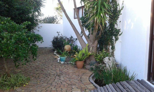 Kalahari Cottage Yzerfontein Western Cape South Africa House, Building, Architecture, Palm Tree, Plant, Nature, Wood, Garden