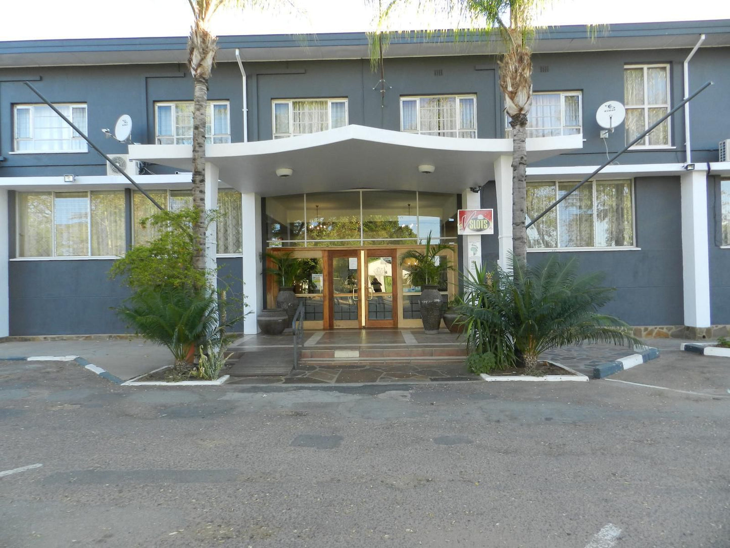 Kalahari Gateway Hotel Kakamas Northern Cape South Africa House, Building, Architecture, Palm Tree, Plant, Nature, Wood