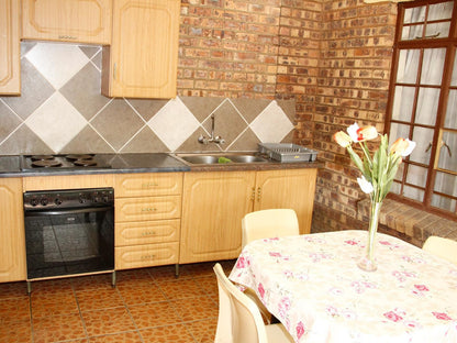 Kalahari Guest House Witbank Emalahleni Mpumalanga South Africa Kitchen