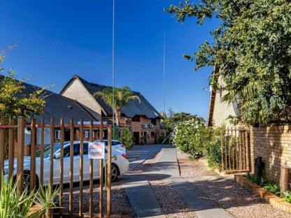 Kuruman Inn Kuruman Northern Cape South Africa Complementary Colors, House, Building, Architecture, Palm Tree, Plant, Nature, Wood, Car, Vehicle