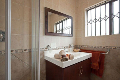 Kaleidoscope Holiday Home Parklands Blouberg Western Cape South Africa Bathroom