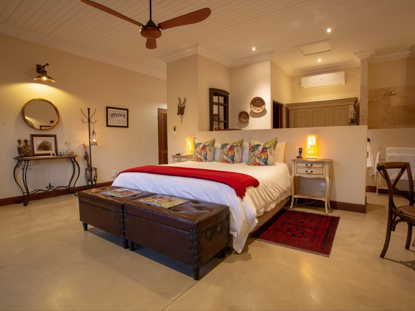 Joao Luxury River Suite @ Kambaku River Lodge