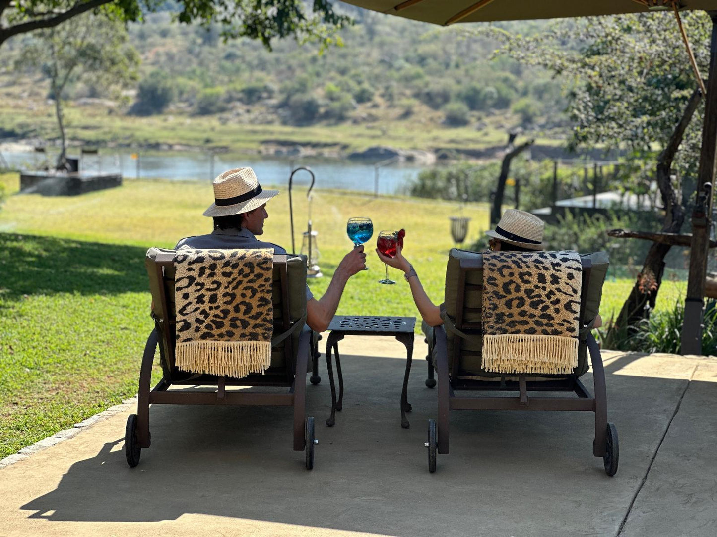 Mafunyane Luxury Honeymoon River Suite @ Kambaku River Lodge