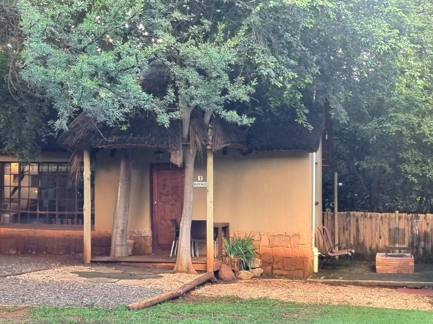 Buffalo Self-catering Chalet @ Kareekloof Game Farm