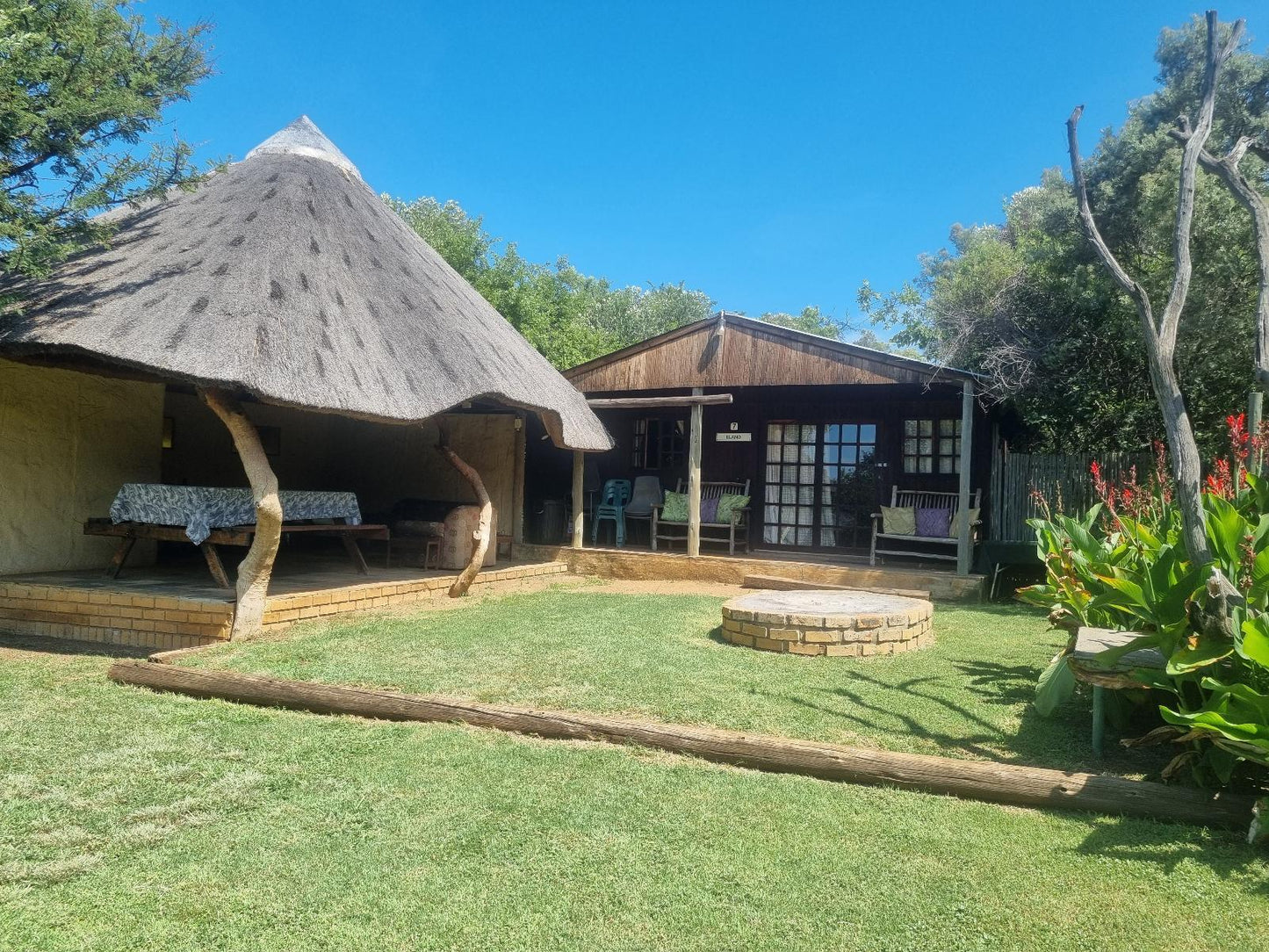 Eland Self-catering Chalet @ Kareekloof Game Farm