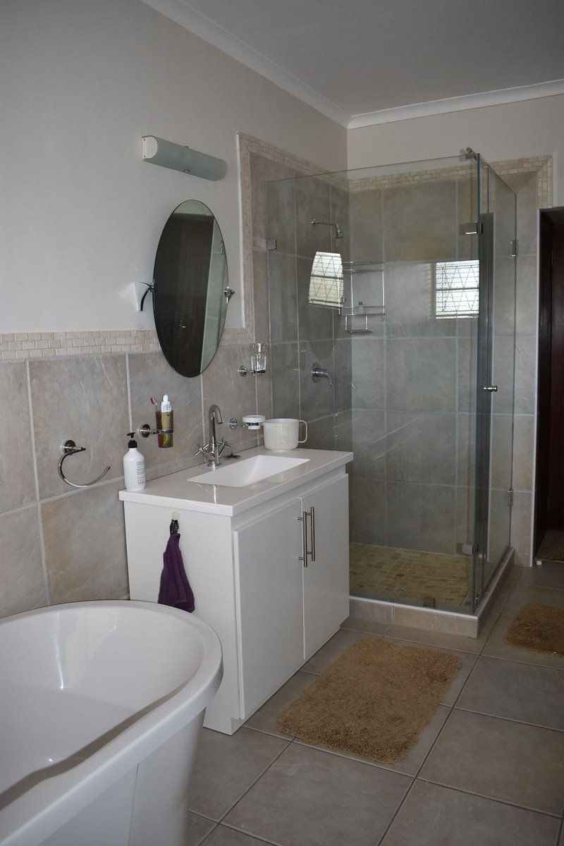 Karoo Living Oudtshoorn Western Cape South Africa Unsaturated, Bathroom