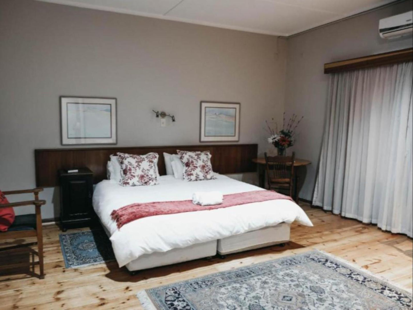 King Double Room 10 @ Karoo Country Inn