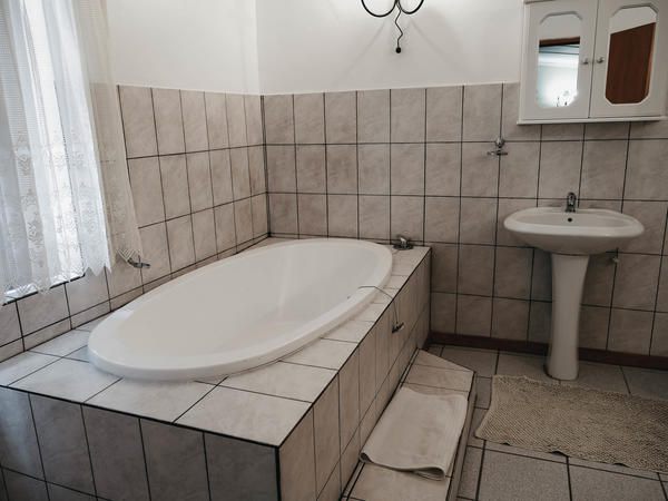 Karoo Ouberg Lodge Middelburg Eastern Cape Eastern Cape South Africa Unsaturated, Bathroom