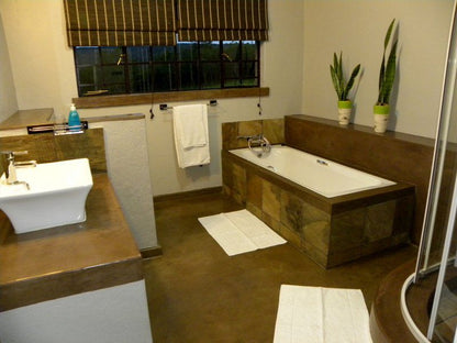 Kata Charis Lakeside Lodge Hazyview Mpumalanga South Africa Sepia Tones, Bathroom