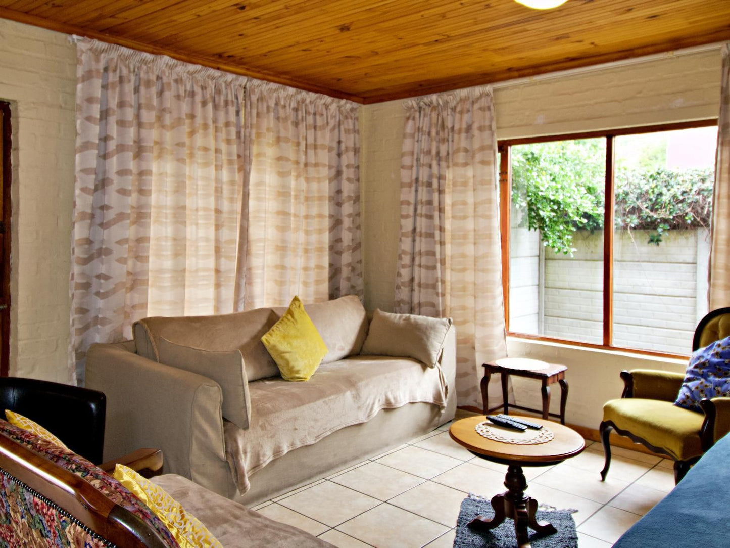Katinka Self Catering Vermont Za Hermanus Western Cape South Africa Living Room