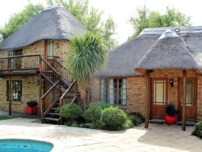 Kayanzee Lodge Parys Free State South Africa Building, Architecture, House, Garden, Nature, Plant, Swimming Pool