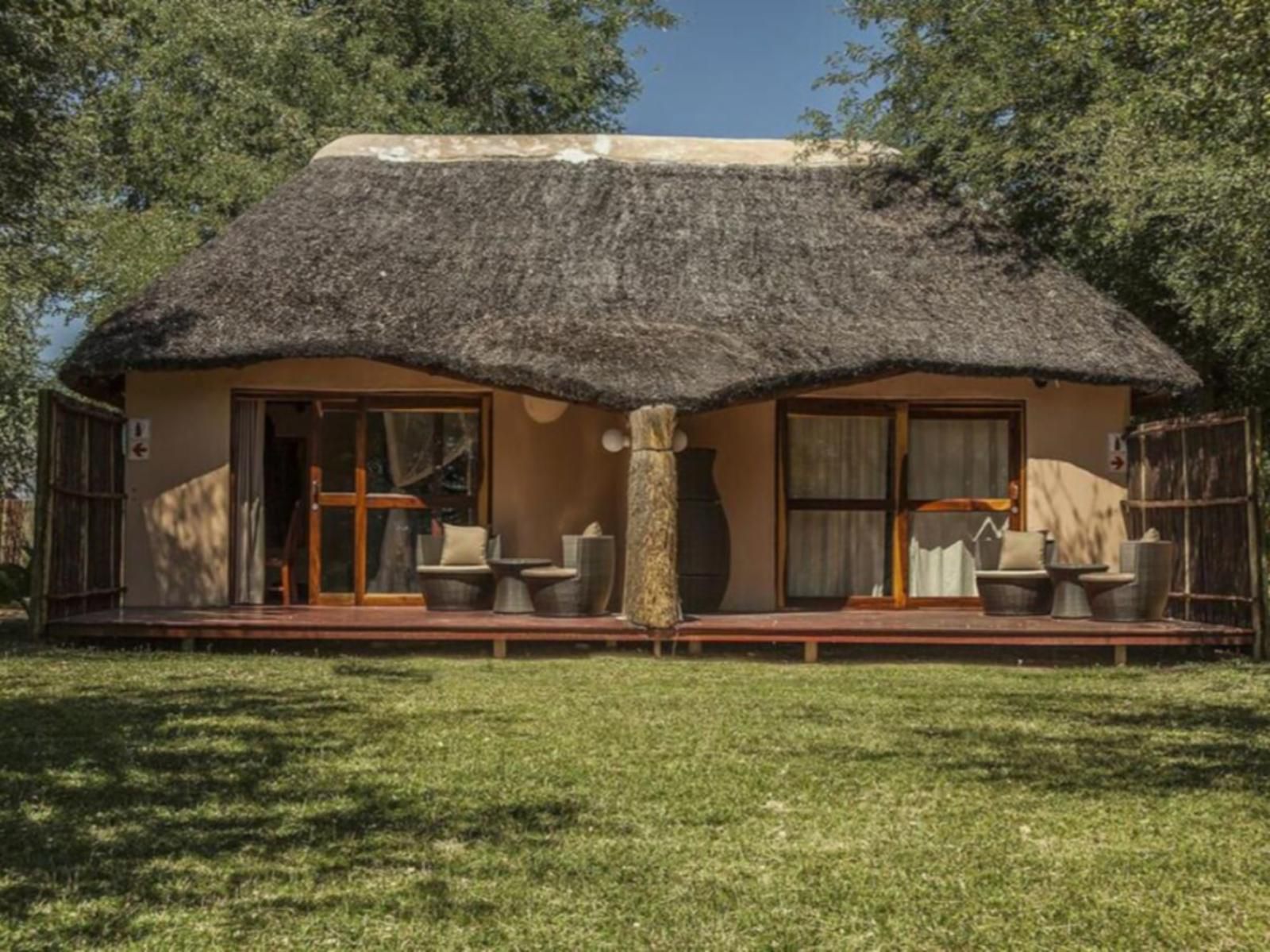 Kayova River Lodge, Twin Chalet