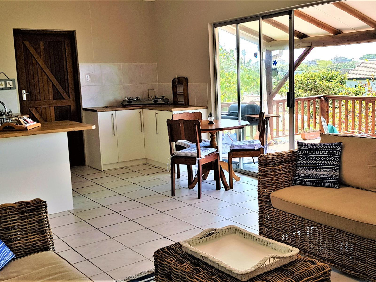 The Loft - 2 bedroom flat @ Kei Mouth Guest Lodge