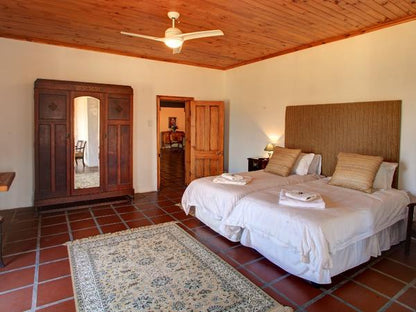 En-suite room 6 @ Keurfontein Country House