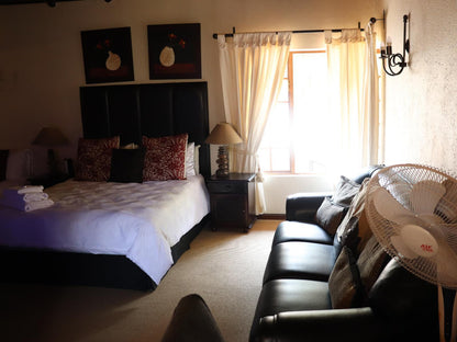 Deluxe Double Room with Balcony @ Khaya Africa